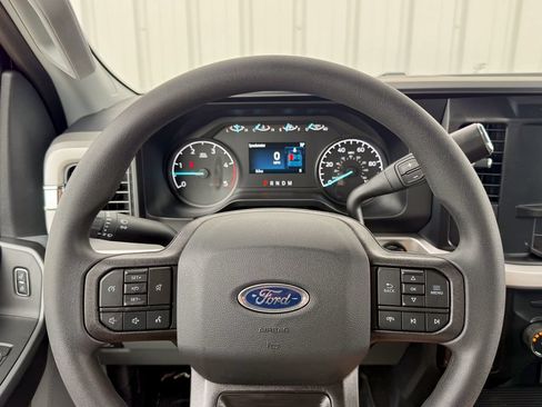 New 2026 Ford F250 XLT w/ FX4 Off-Road Package AWD/4WD image 22