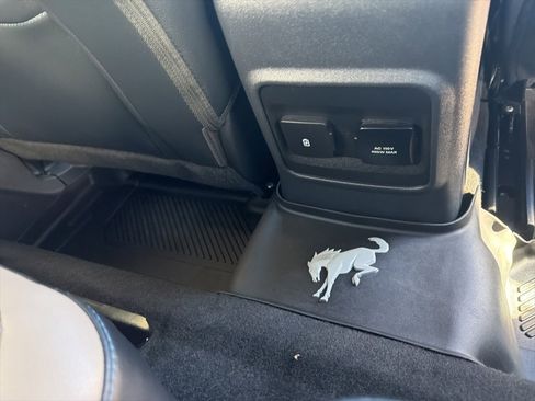 Certified 2022 Ford Bronco Wildtrak image 14