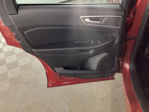 Used 2024 Ford Edge SEL w/ Convenience Package AWD/4WD image 14
