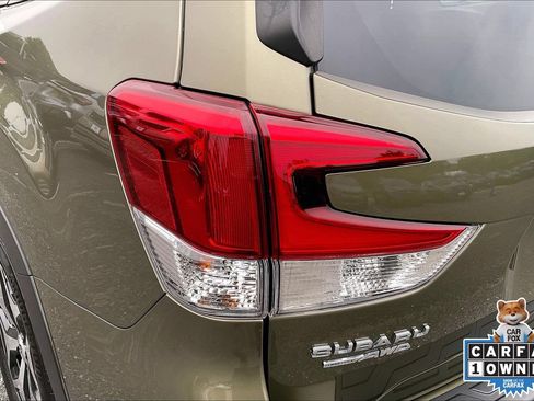 Certified 2023 Subaru Forester Premium AWD/4WD image 29