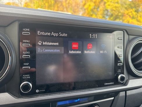 Used 2021 Toyota Tacoma TRD Sport image 39