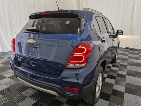 Used 2019 Chevrolet Trax LT w/ LT Convenience Package AWD/4WD image 6