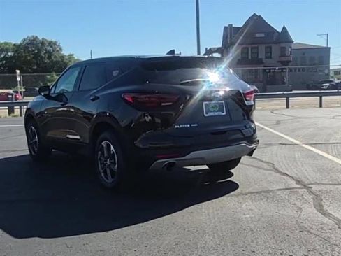 Certified 2025 Chevrolet Blazer LT image 38