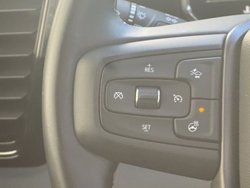 Used 2025 GMC Sierra 2500 AT4 w/ AT4 Premium Plus Package image 19