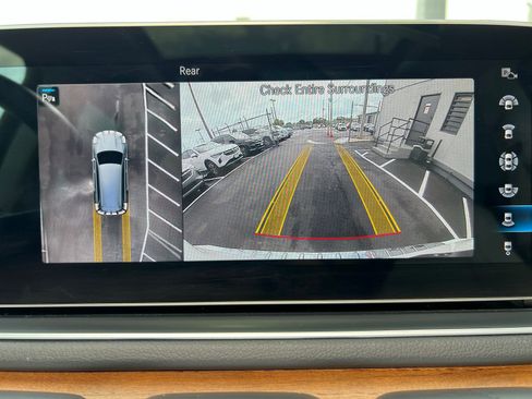 Used 2022 Mercedes-Benz GLS 450 GLS 450 image 36