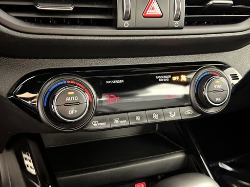 Used 2024 Kia Forte GT-Line image 21