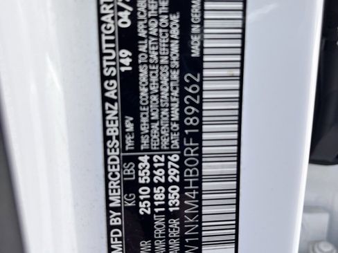 Used 2024 Mercedes-Benz GLC 300 4MATIC image 12