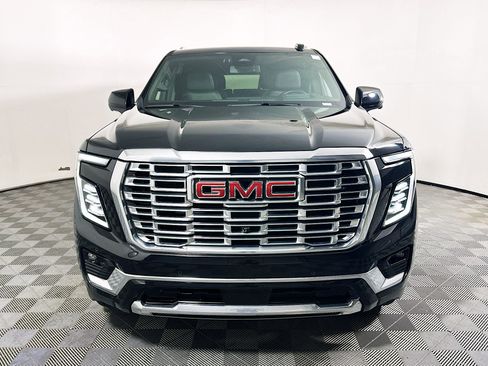 Used 2025 GMC Yukon Denali AWD/4WD image 8