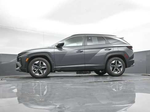 Used 2025 Hyundai Tucson SEL FWD image 41