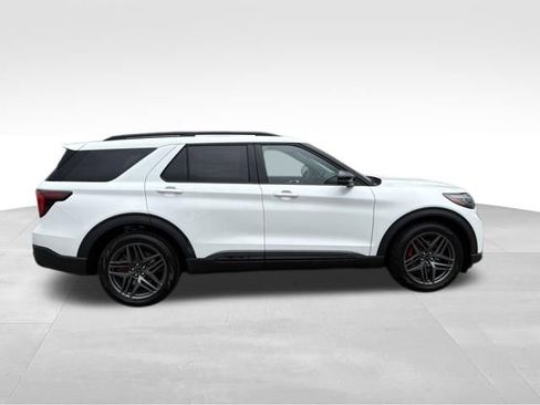 New 2026 Ford Explorer ST AWD/4WD image 9