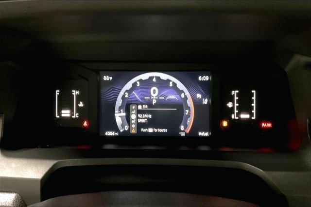 Certified 2025 Toyota Tacoma SR5 AWD/4WD image 21