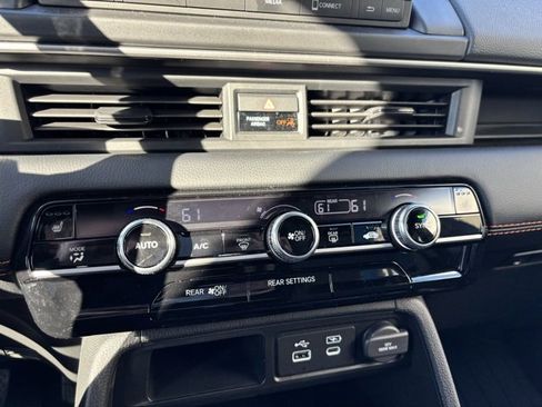 Certified 2025 Honda Pilot Sport image 20