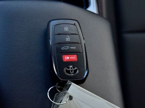 New 2026 Toyota Prius XSE Premium image 25