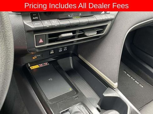 Used 2025 Toyota Camry LE FWD image 29