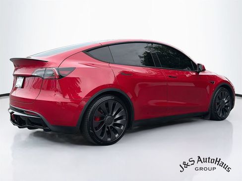 Used 2021 Tesla Model Y Performance AWD/4WD image 7