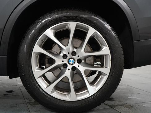Used 2023 BMW X5 xDrive40i w/ Premium Package AWD/4WD image 40
