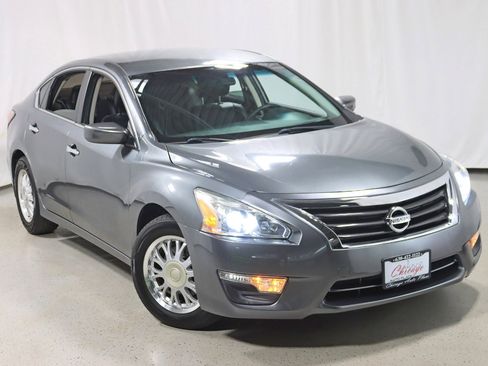 Used 2015 Nissan Altima 2.5 S w/ Power Driver Seat Package FWD image 6