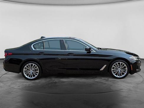 Used 2023 BMW 530i xDrive w/ Convenience Package AWD/4WD image 8