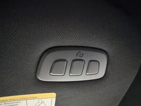 Used 2017 Ford F150 Lariat AWD/4WD image 51
