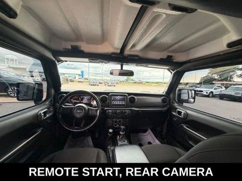 Used 2023 Jeep Wrangler Unlimited Sport AWD/4WD image 2
