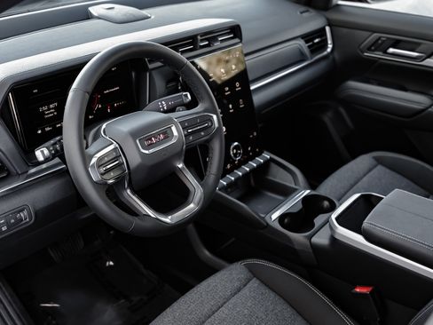 New 2026 GMC Terrain Elevation w/ Black Edition image 7