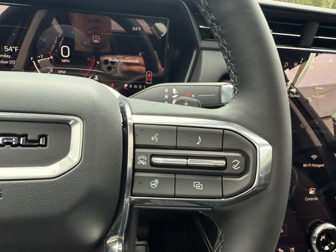 New 2026 GMC Terrain Denali w/ LPO, Floor Liner Package image 28