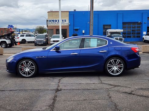 Used 2015 Maserati Ghibli S Q4 AWD/4WD image 2