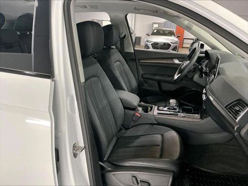 Certified 2023 Audi Q5 2.0T Premium Plus w/ Premium Plus Package AWD/4WD image 8