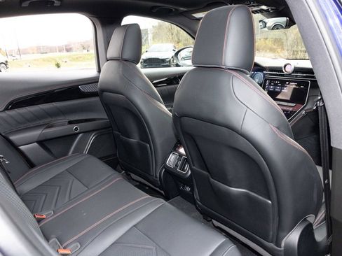 Used 2023 Maserati Grecale Modena image 60