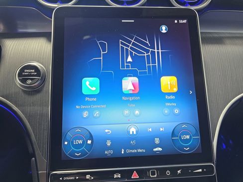 Used 2025 Mercedes-Benz GLC 300 4MATIC image 21