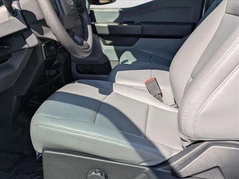 Used 2025 Ford F250 XL image 14