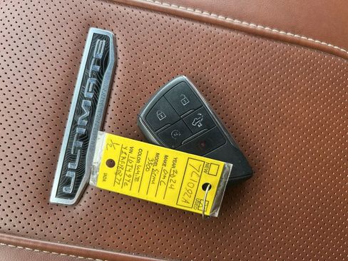 Used 2024 GMC Sierra 3500 Denali Ultimate image 31