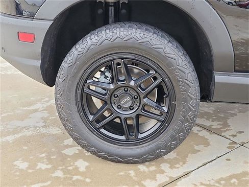 Used 2023 Ford Bronco Sport Outer Banks w/ Tech Package image 9