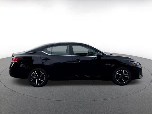 Used 2025 Nissan Sentra SV FWD image 15