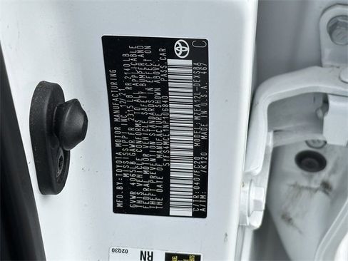 Used 2022 Toyota Corolla SE image 33