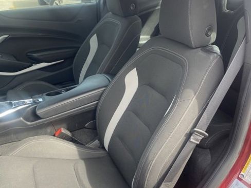 Used 2023 Chevrolet Camaro LT image 13