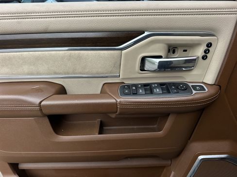 Used 2022 RAM 3500 Laramie image 10