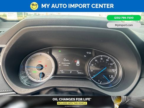 Used 2022 Toyota Venza Limited AWD/4WD image 19