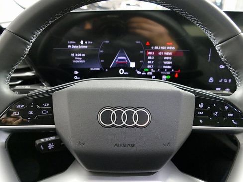 New 2025 Audi Q5 Premium Plus image 17