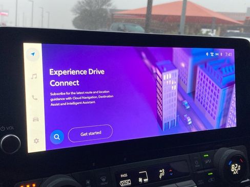 Certified 2024 Toyota Grand Highlander XLE image 17