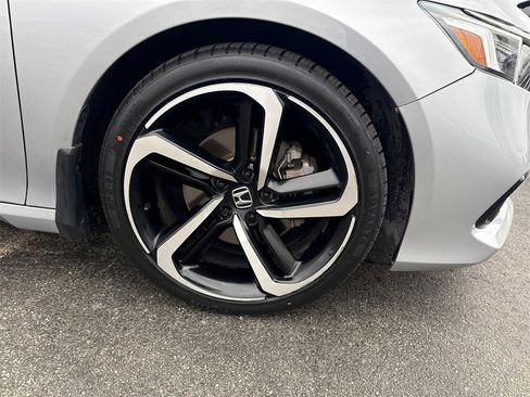 Used 2021 Honda Accord Sport image 13