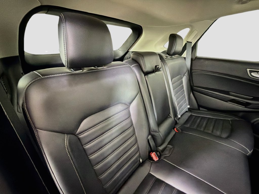 Used 2024 Ford Edge SEL AWD/4WD image 30