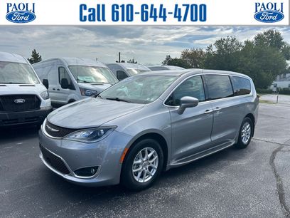 Used 2020 Chrysler Pacifica Touring w/ Advanced Safetytec Group