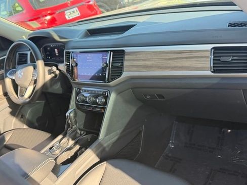 Used 2022 Volkswagen Atlas SEL AWD/4WD image 26