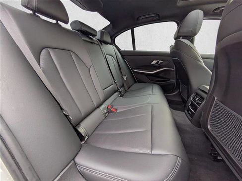 Used 2023 BMW 330i Sedan w/ Premium Package image 20