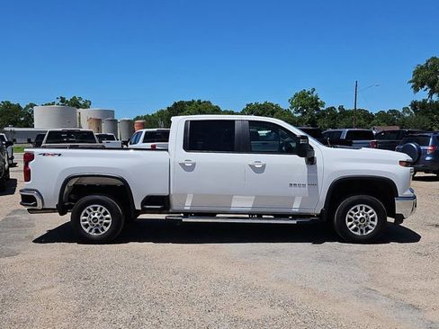 Used 2025 Chevrolet Silverado 2500 LT w/ Convenience Package AWD/4WD image 38