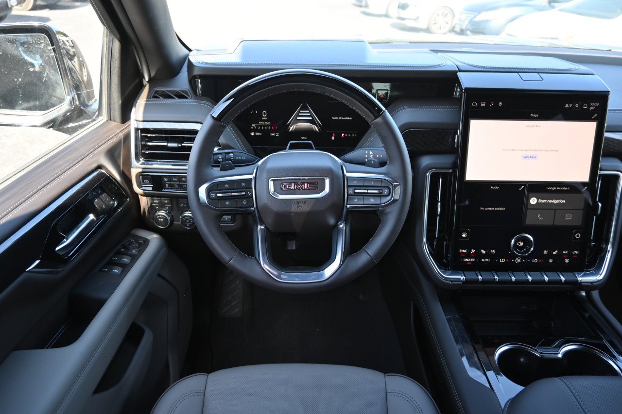 New 2026 GMC Yukon Elevation w/ Elevation Premium Package AWD/4WD image 9