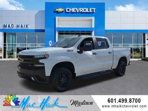 Certified 2020 Chevrolet Silverado 1500 LT Trail Boss image 1
