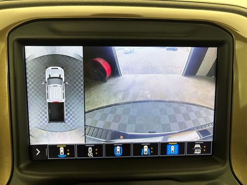 Used 2023 Chevrolet Silverado 2500 High Country w/ Technology Package image 56