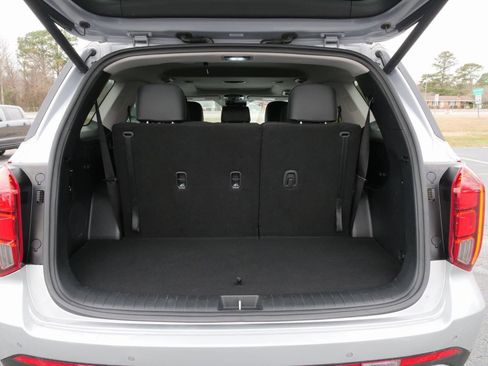 Used 2024 Hyundai Palisade SEL image 14